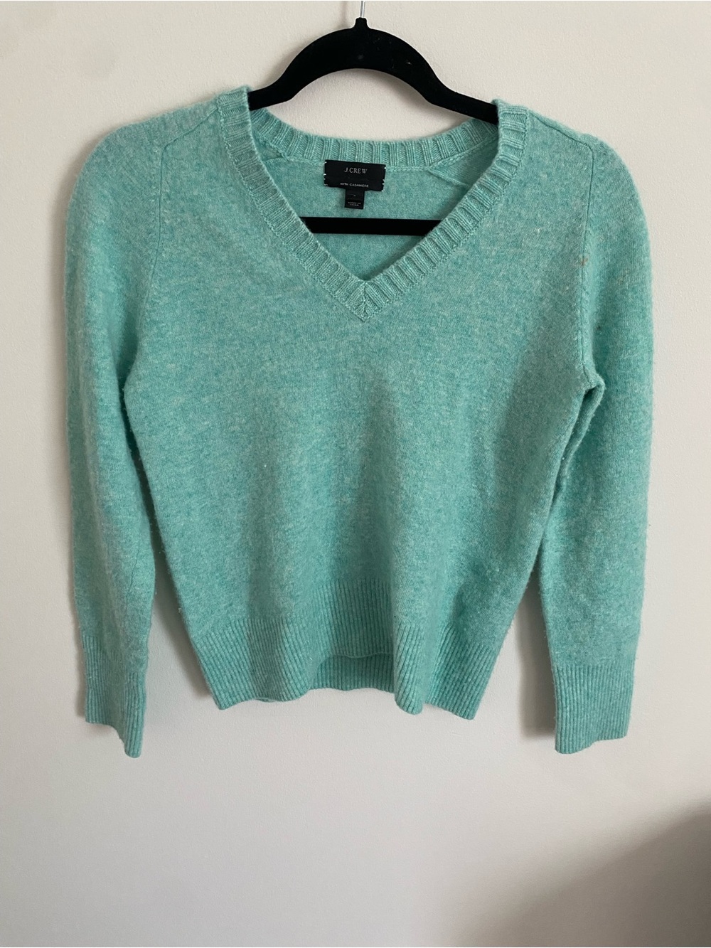 J. Crew Women's V-Neck Cashmere Blend Sweater in Mint Green
